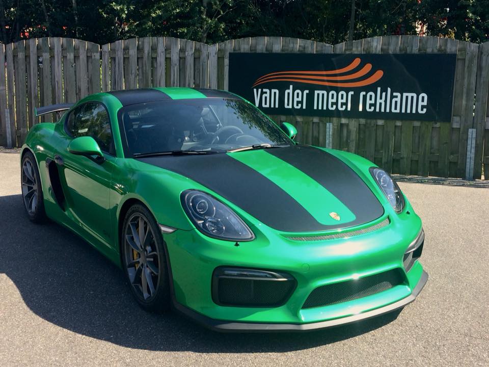 Full wrap Porsche GT4 in GT2 uitvoering